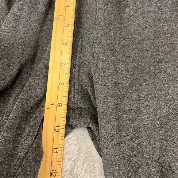 Champion Joggers Boys M Gray Fleece Sweatpants Cuffed Logo Athletic Casual Pants - Picture 7 of 7